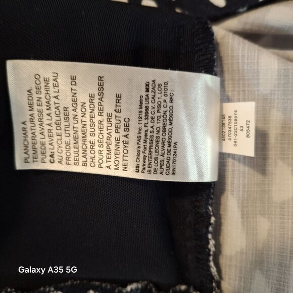 NWOT Chico Women's Stretchy Cropped Navy & White Printed Pants Size 12 By Loft - Picture 9 of 10